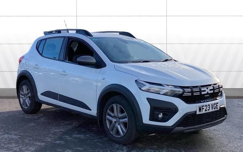 Used 2025 Dacia Sandero Expression Hatchback | £10,795 (Super price) - Image 1/4