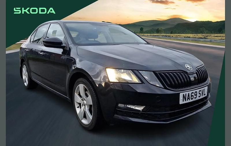 Black Used 2019 Skoda Octavia SE Drive Hatchback | £11,890 (Fair price) - Image 1/4