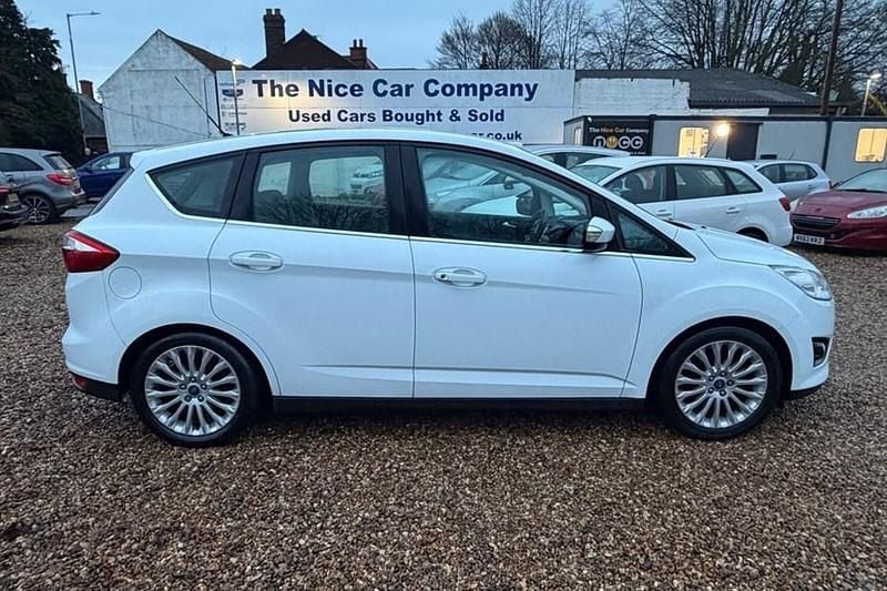 White Used 2016 Ford C-MAX Titanium MPV | £5,695 (Fair price) - Image 1/1