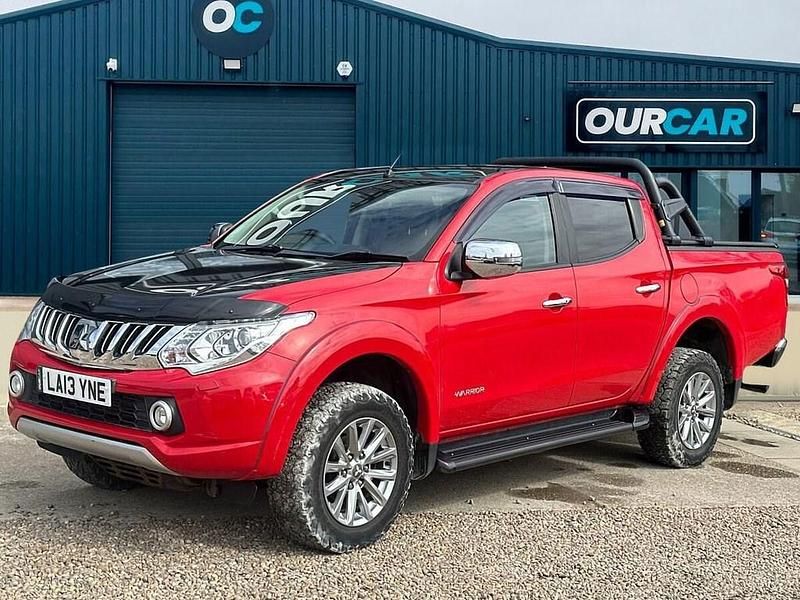 Used Mitsubishi L200 Warrior 178 HP (130 kW) 2015 Red Pickup
