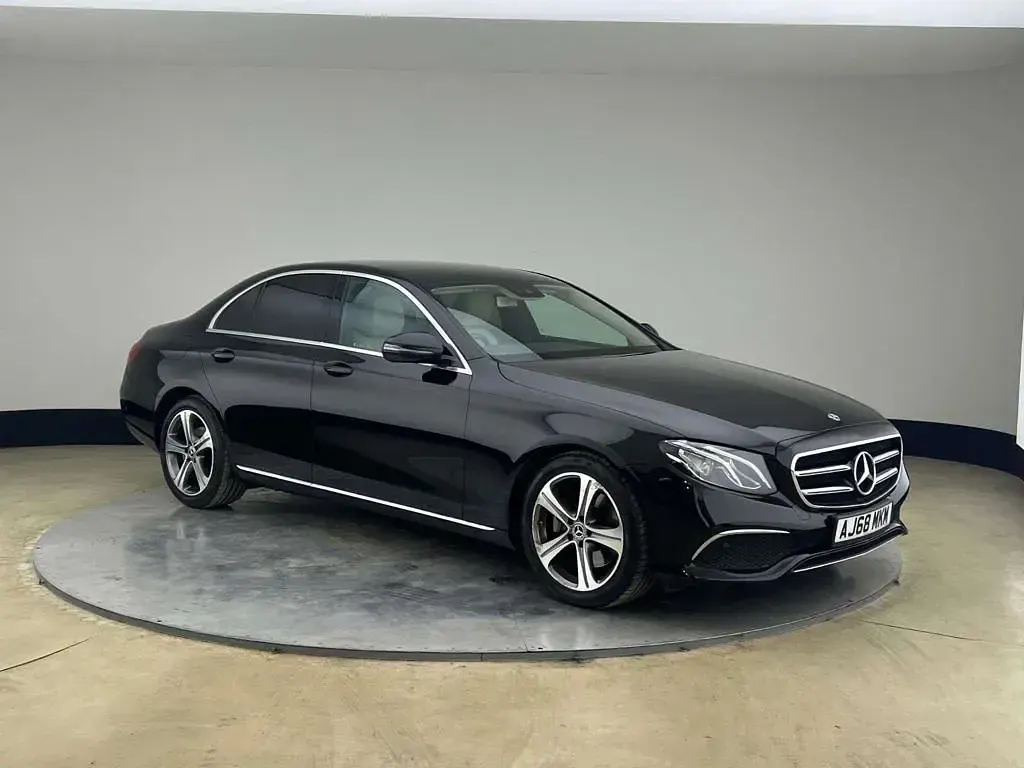 Used Mercedes E220 SE 2018 Black Sedan
