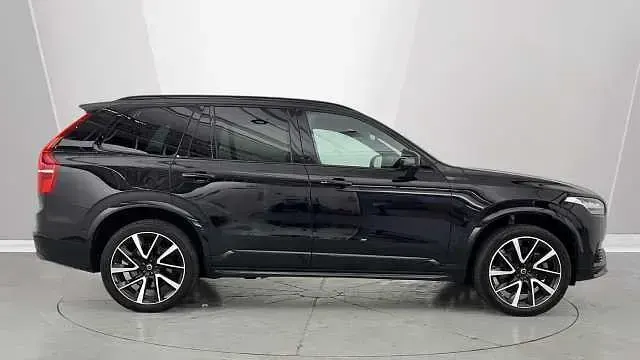 Used Volvo XC90 Plus 449 HP (330 kW) 2023 Black SUV