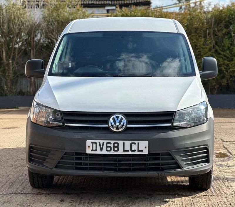 Used VW Caddy Maxi Startline 102 HP (75 kW) 2018 White MPV