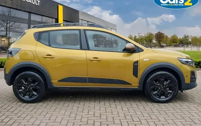 New Dacia Sandero Extreme 110 HP (80 kW) 2026 Yellow Hatchback