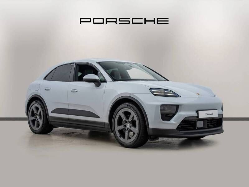 Ice grey metallic New 2024 Porsche Macan 4 Electric SUV | £69,690 - Image 1/4