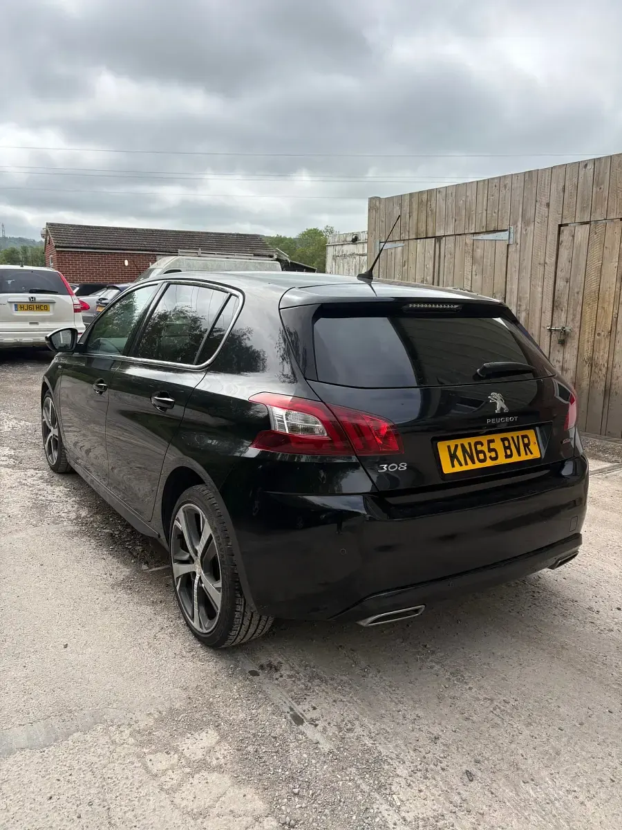Used Peugeot 308 GT-line 120 HP (88 kW) 2015 Black Hatchback