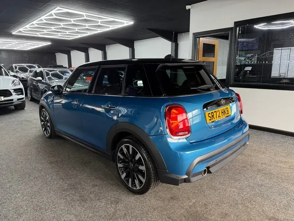 Used Mini Cooper Exclusive 136 HP (100 kW) 2022 Blue Hatchback