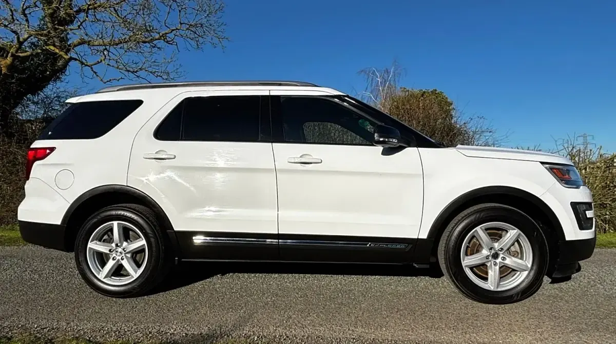 Used Ford Explorer XLT 290 HP (213 kW) 2017 White SUV