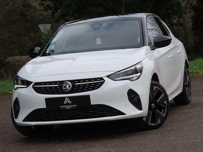 Used Vauxhall Corsa-e Elite 100 kW (136 HP) 2022 White Hatchback
