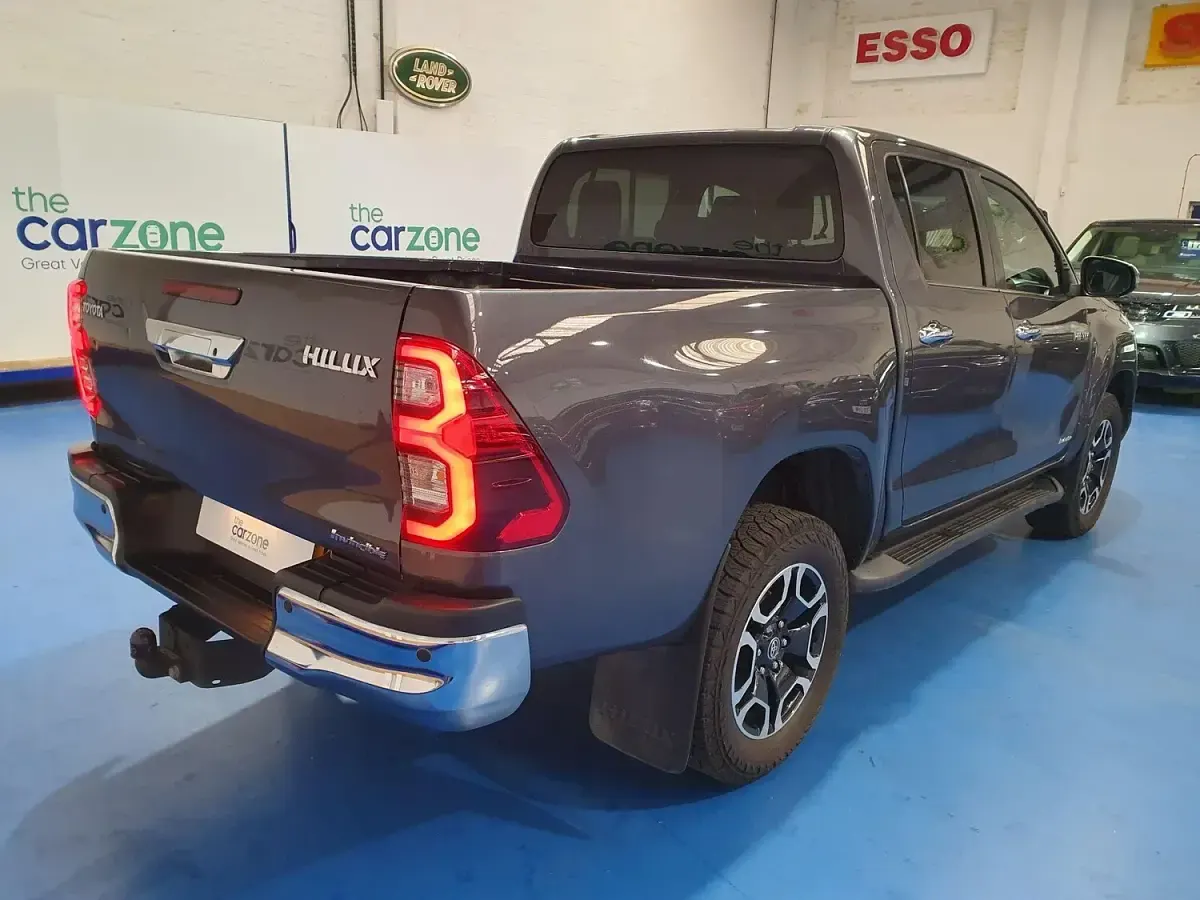 Used Toyota HiLux 2021 Grey Pickup