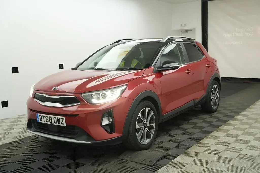 Used Kia Stonic 118 HP (86 kW) 2018 Red SUV