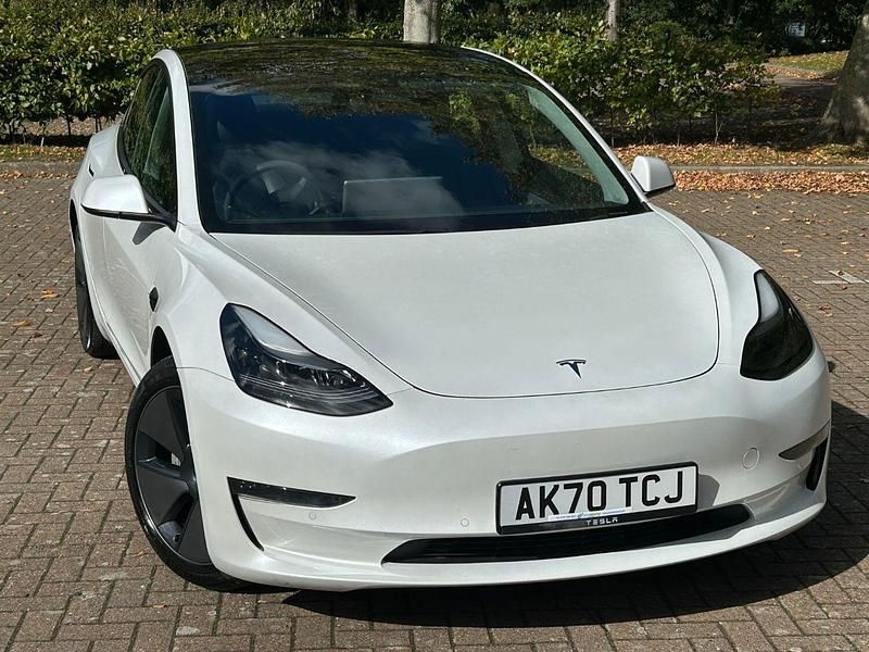 White Used 2020 Tesla Model 3 Sedan | £15,995 (Fair price) - Image 1/4
