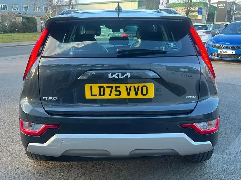 Used Kia Niro 2025 Grey SUV