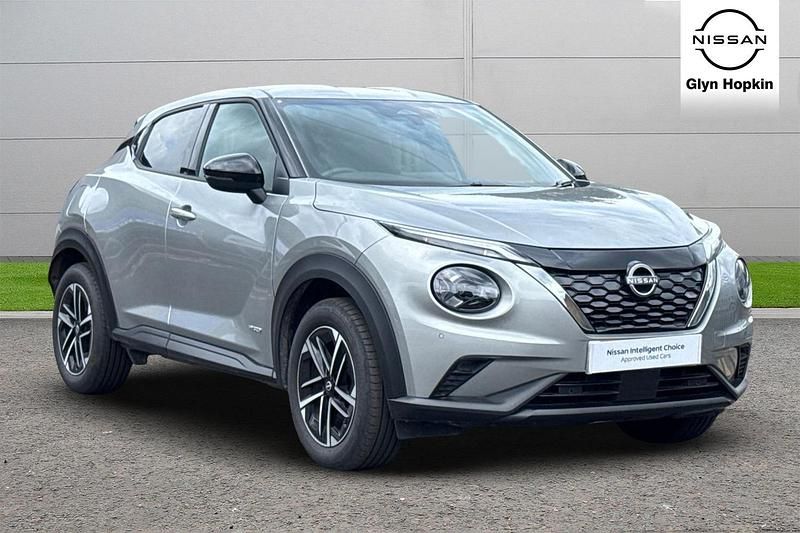 Silver Used 2024 Nissan Juke N-Connecta SUV | £18,338 (Good price) - Image 1/4