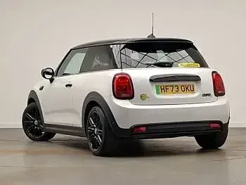 Used Mini Cooper S Level 2 135 kW (184 HP) 2023 White Hatchback