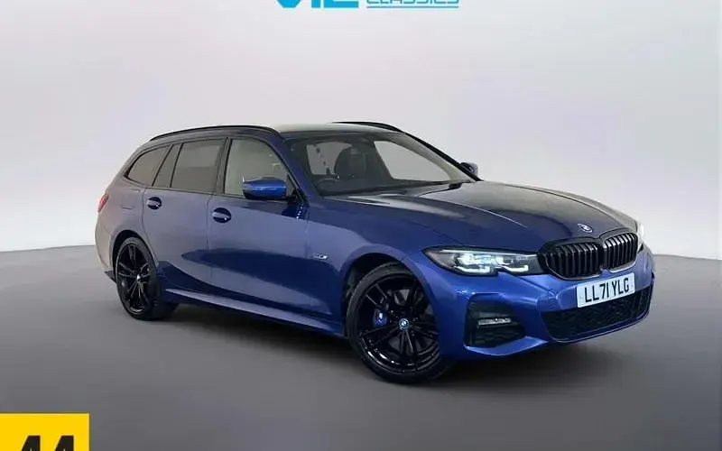 Usado BMW 330e M Sport 292 HP (214 kW) 2022 Carrinha