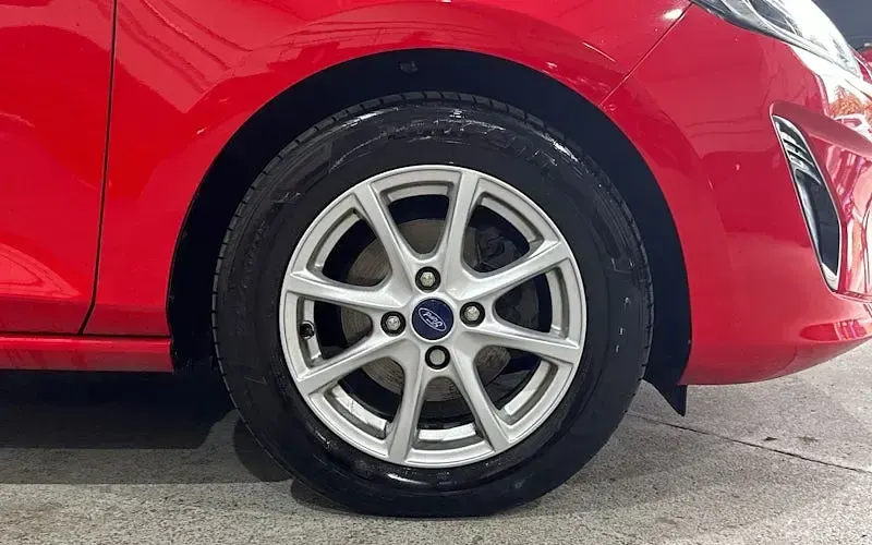 Used Ford Fiesta Zetec 101 HP (74 kW) 2019 Hatchback
