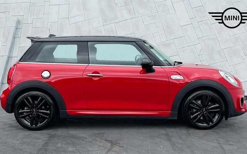 Used Mini Cooper S Hatch 209 HP (153 kW) 2017 Red Hatchback