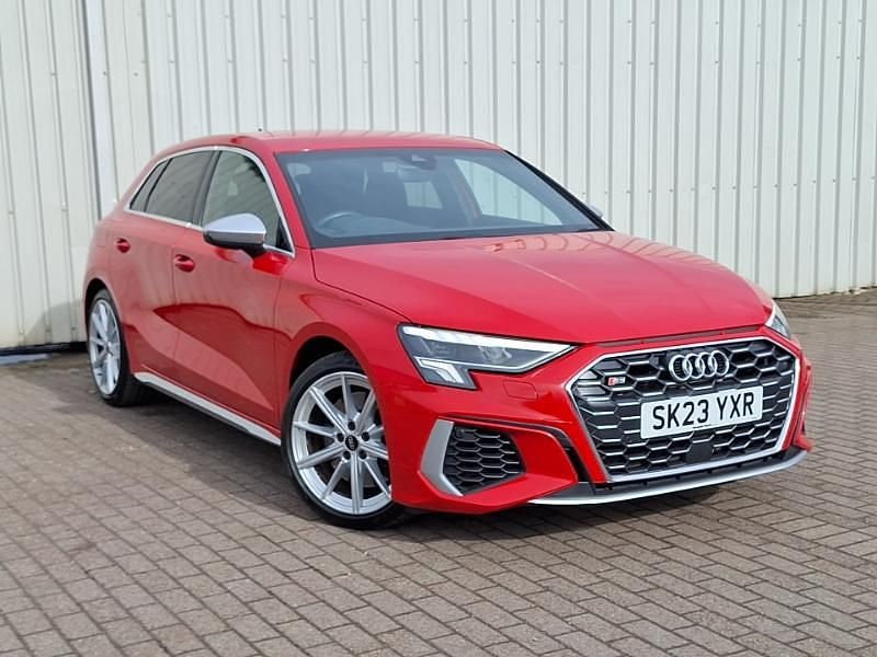 Used Audi S3 Sportback Comfort 310 HP (228 kW) 2023 Red Hatchback