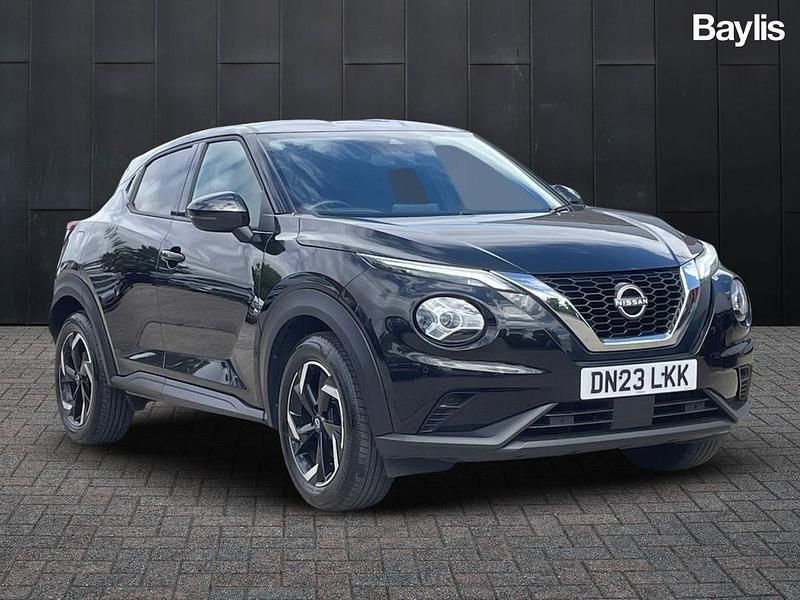 Black Used 2023 Nissan Juke N-Connecta SUV | £13,449 (Fair price) - Image 1/3