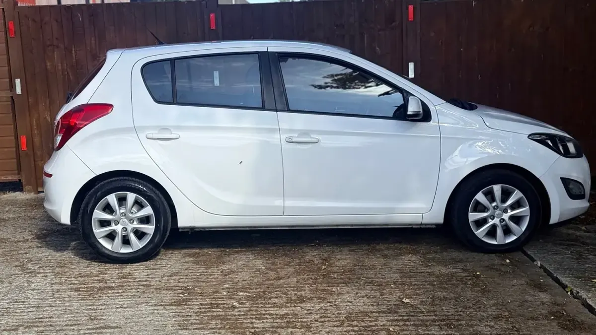 Used Hyundai i20 Active 2014 White Hatchback