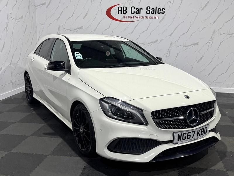 Used Mercedes A160 AMG Line Premium 102 HP (75 kW) 2017 White Hatchback