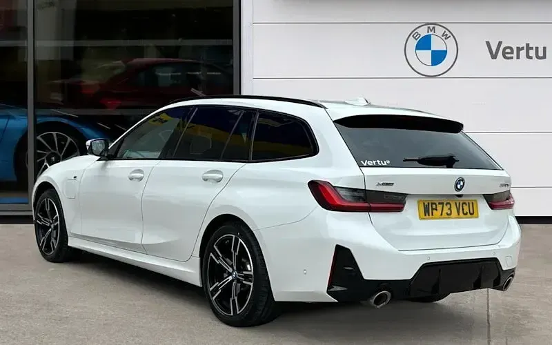 Used BMW 330e M Sport 292 HP (214 kW) 2023 White Estate