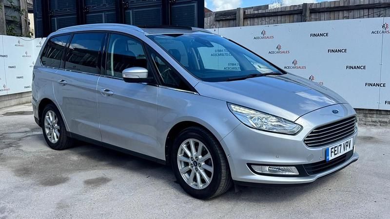 Gebraucht Ford Galaxy Titanium X 180 PS (132 kW) 2017 Silber Van / Kleinbus