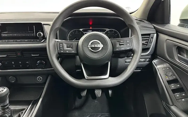 Used Nissan Qashqai Visia 140 HP (102 kW) 2022 White SUV