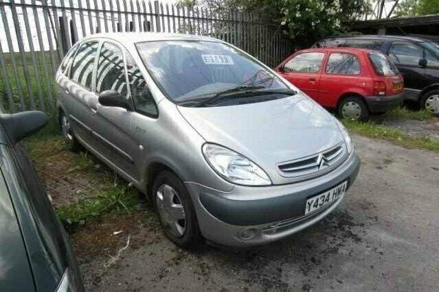 Used 2001 Citroën Xsara Picasso MPV | £1,290 - Image 1/3