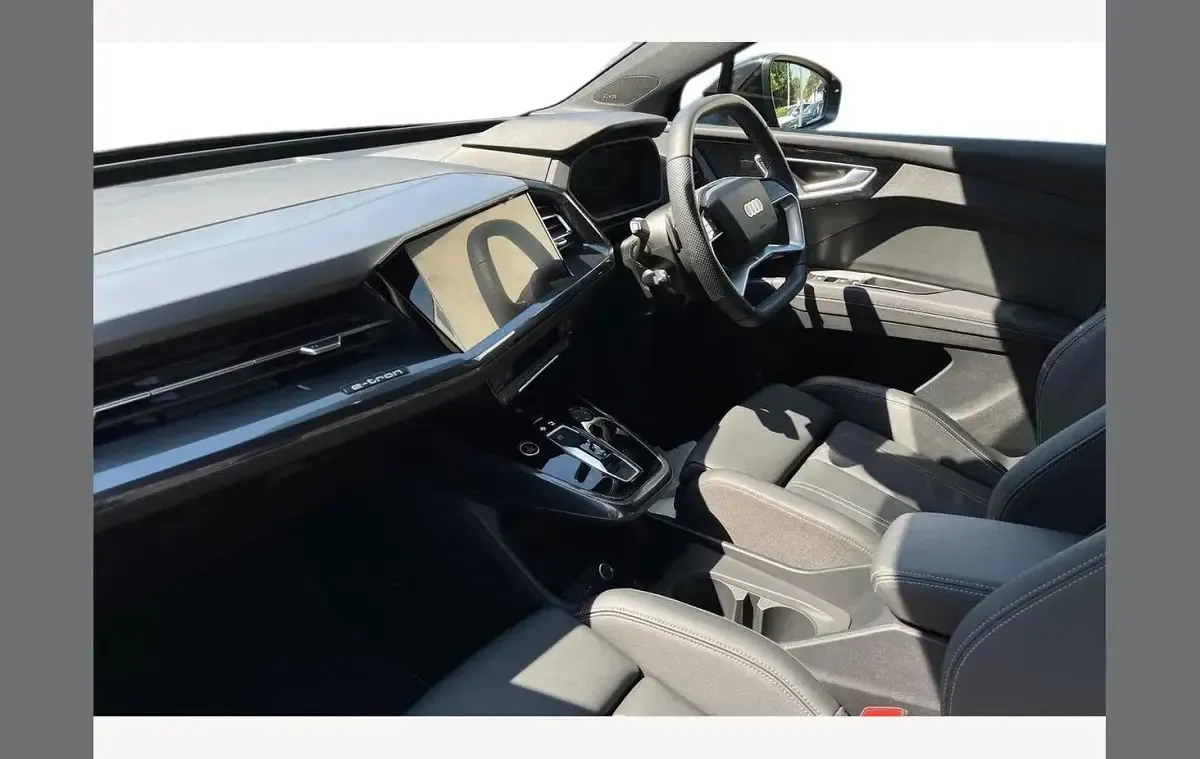Used Audi Q4 e-tron Black Edition 210 kW (286 HP) 2025 Other SUV