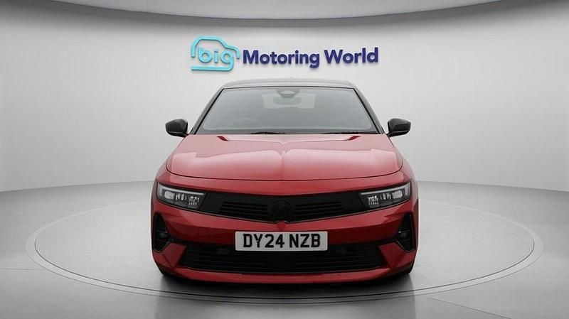 Used Vauxhall Astra S 130 HP (95 kW) 2024 Red Estate