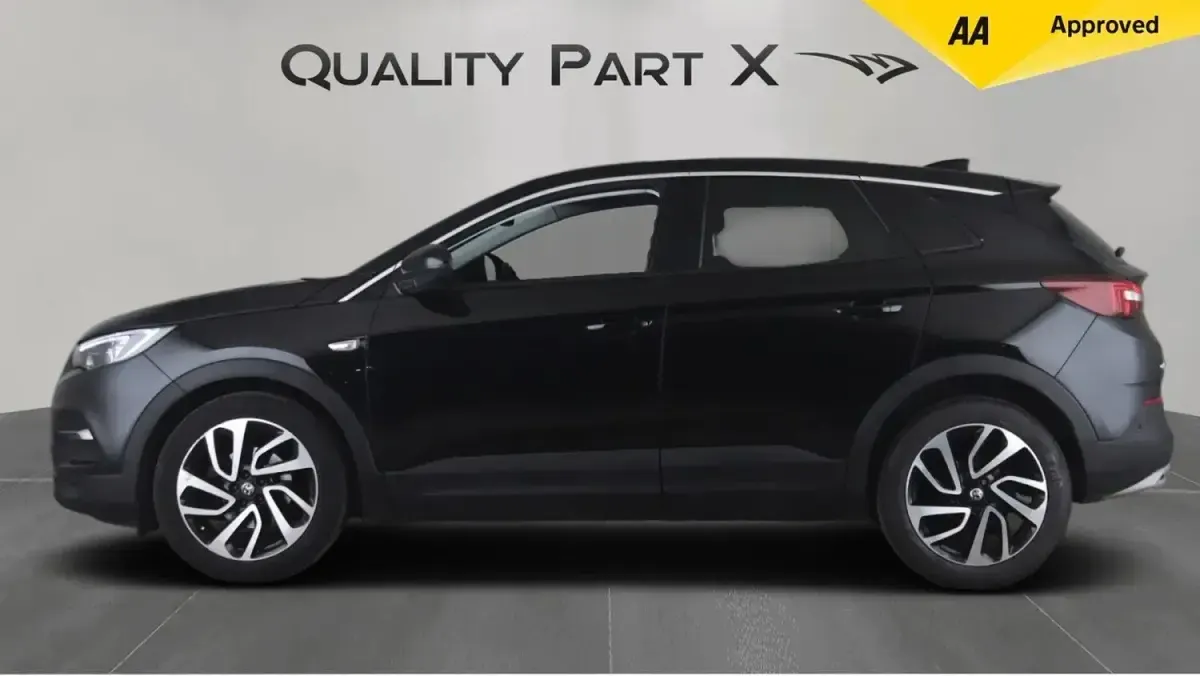 Used Vauxhall Grandland X Elite 130 HP (95 kW) 2018 Black SUV