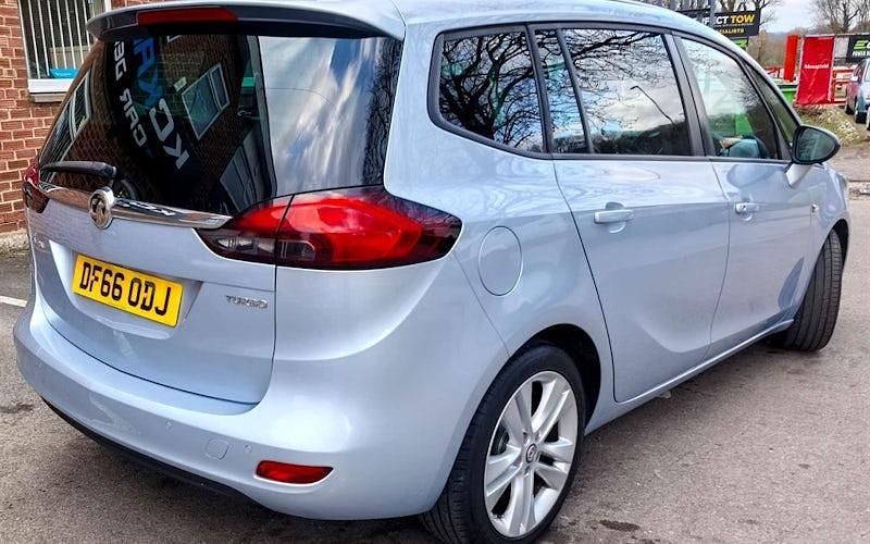 Used Vauxhall Zafira Tourer SRi 140 HP (102 kW) 2018 MPV