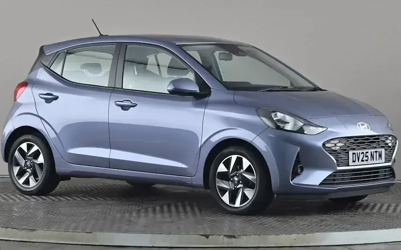 Gebraucht Hyundai i10 Advanced 63 PS (46 kW) 2025 Kleinwagen