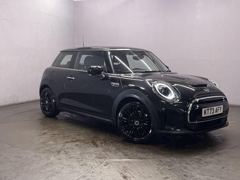 Used Mini Cooper SE Hatch 135 kW (184 HP) 2023 Black Hatchback