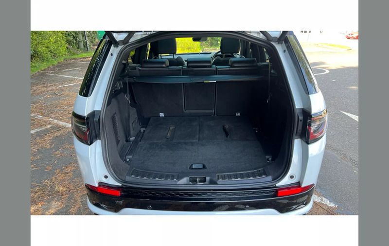 Used Land Rover Discovery Sport 290 HP (213 kW) 2021 White SUV
