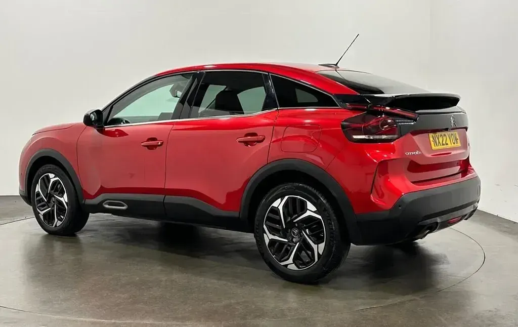 Usado Citroën C4 PureTech 130 CV (95 kW) 2022 Rojo Utilitario