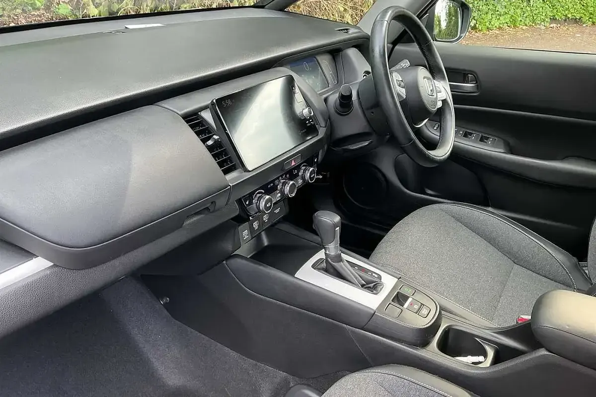 Used Honda Jazz Advance 122 HP (89 kW) 2023 Crystal black Hatchback