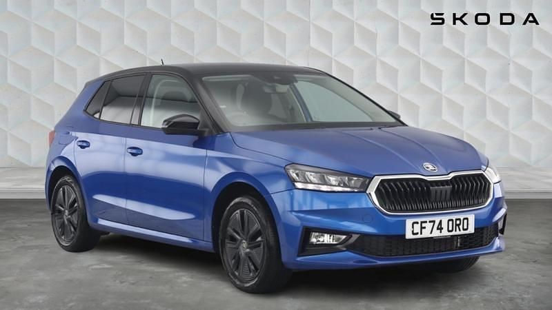Blue Used 2025 Skoda Fabia Design Edition Hatchback | £18,000 (Fair price) - Image 1/4