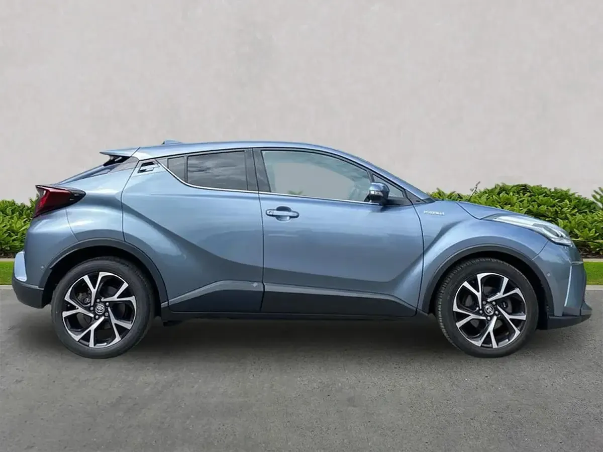 Used Toyota C-HR Design 122 HP (89 kW) 2020 Grey SUV