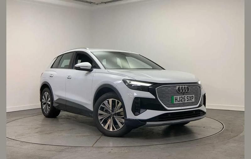 Used Audi Q4 e-tron Sport 210 kW (286 HP) 2025 White SUV