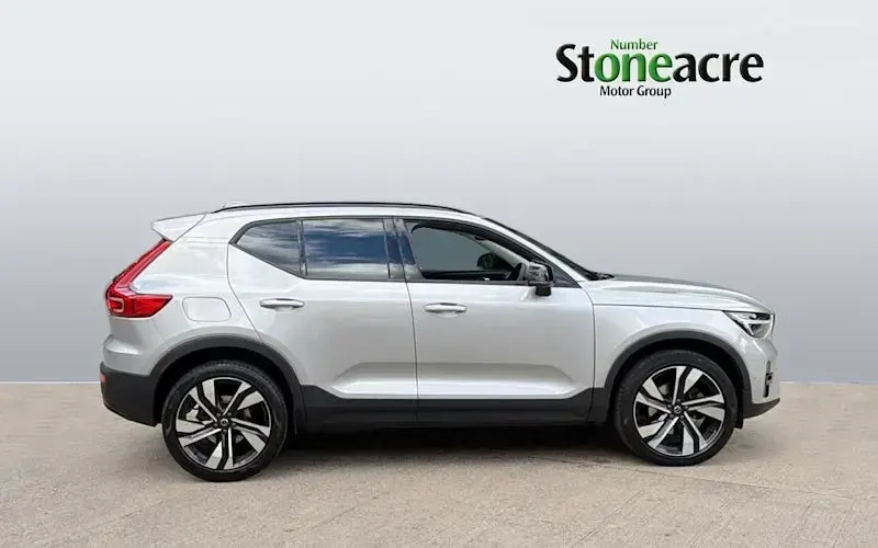 Used Volvo XC40 Ultimate 163 HP (119 kW) 2023 Silver SUV
