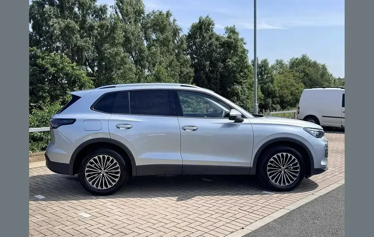 Used VW Tiguan Match 147 HP (108 kW) 2025 Silver SUV