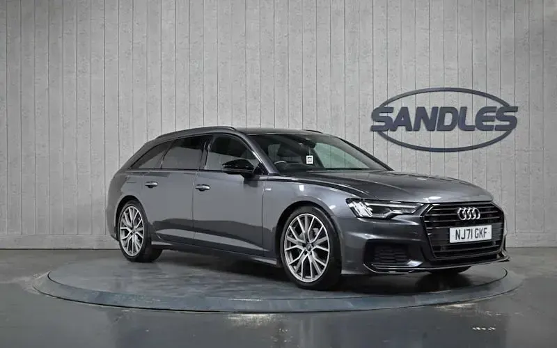 Usado Audi A6 Black Edition 204 HP (150 kW) 2021 Carrinha