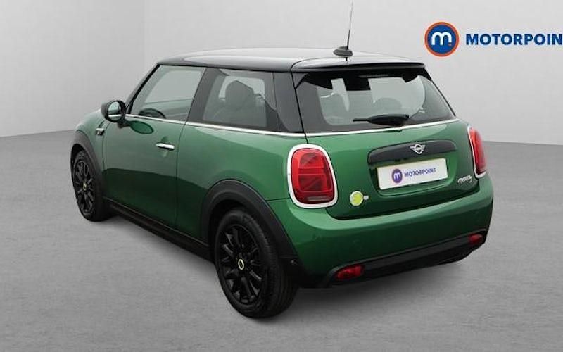Używany Mini Cooper Level 2 135 kW (184 KM) 2023 Hatchback