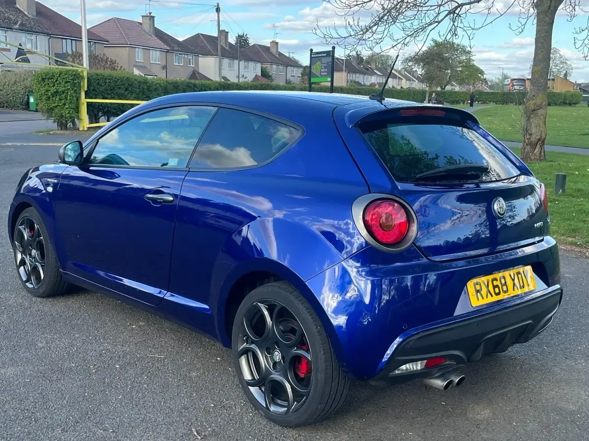 Used Alfa Romeo MiTo Veloce 170 HP (125 kW) 2018 Blue Hatchback