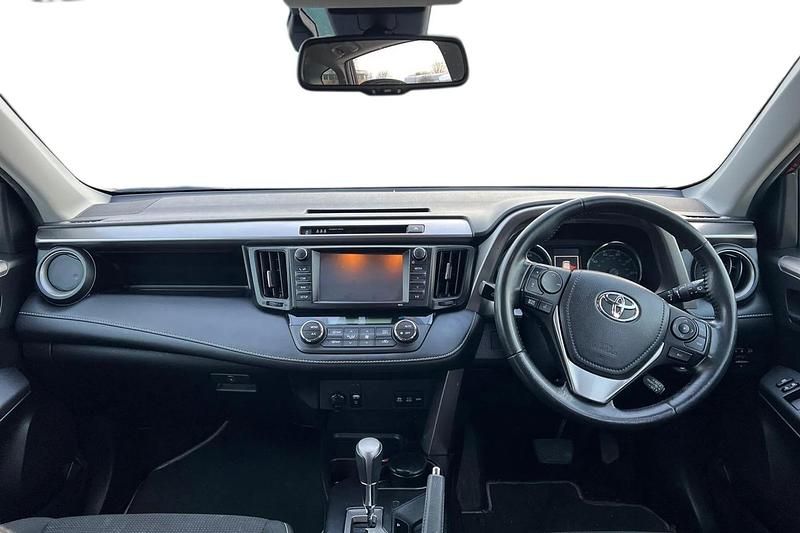 Used Toyota RAV4 Hybrid 2018 Red SUV