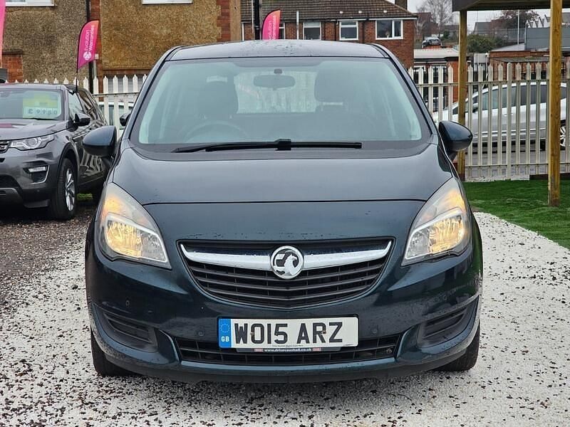 Used Vauxhall Meriva 120 HP (88 kW) 2015 Green MPV