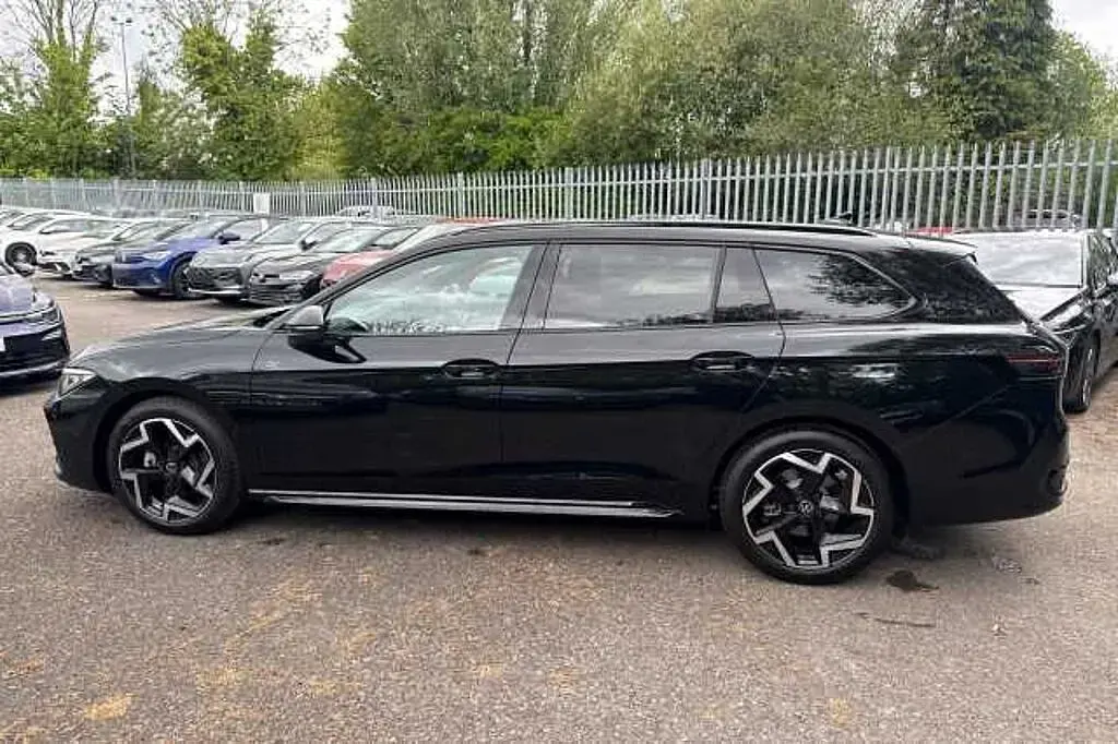 New VW Passat 150 HP (110 kW) 2026 Estate